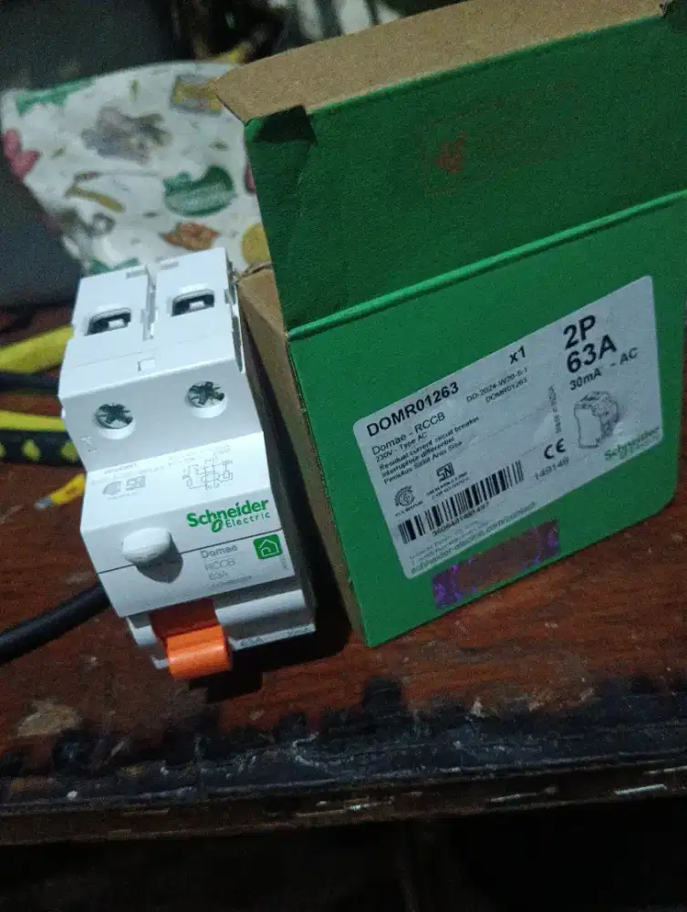 PCB 2 phase 63 A kondisi baru