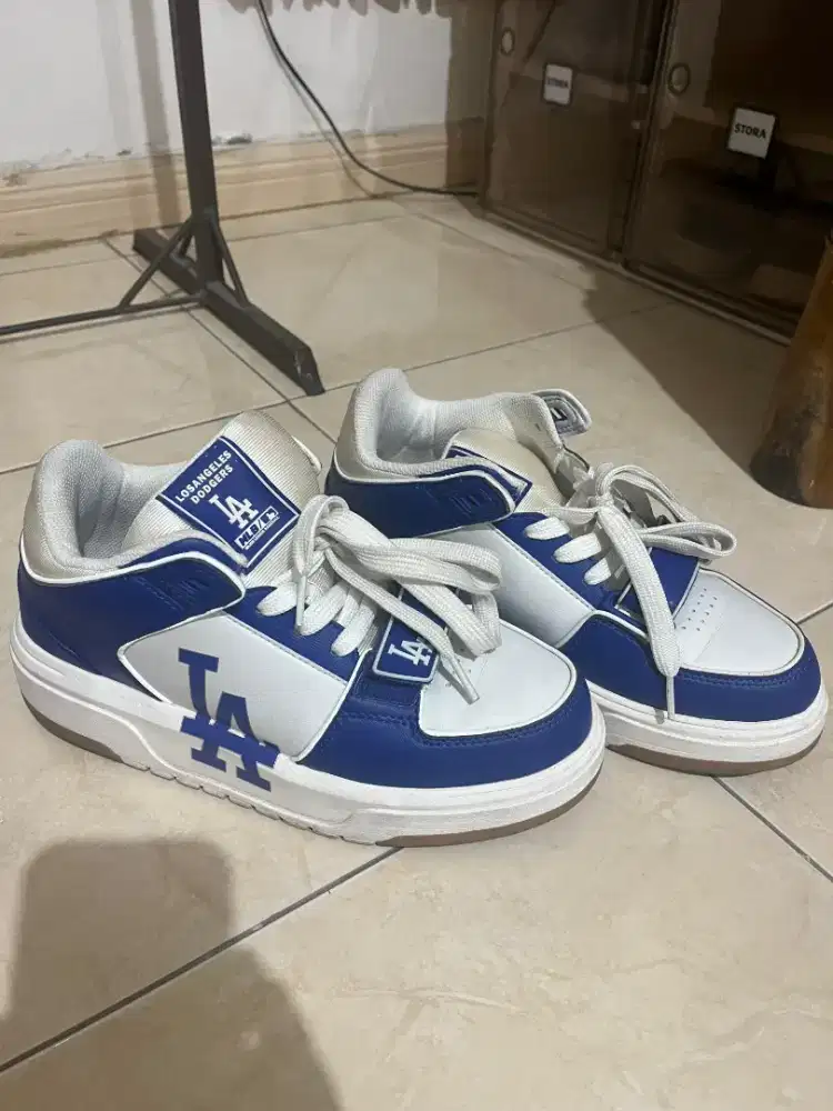 Sepatu MLB Sneakers Shoe Shoes UK 41