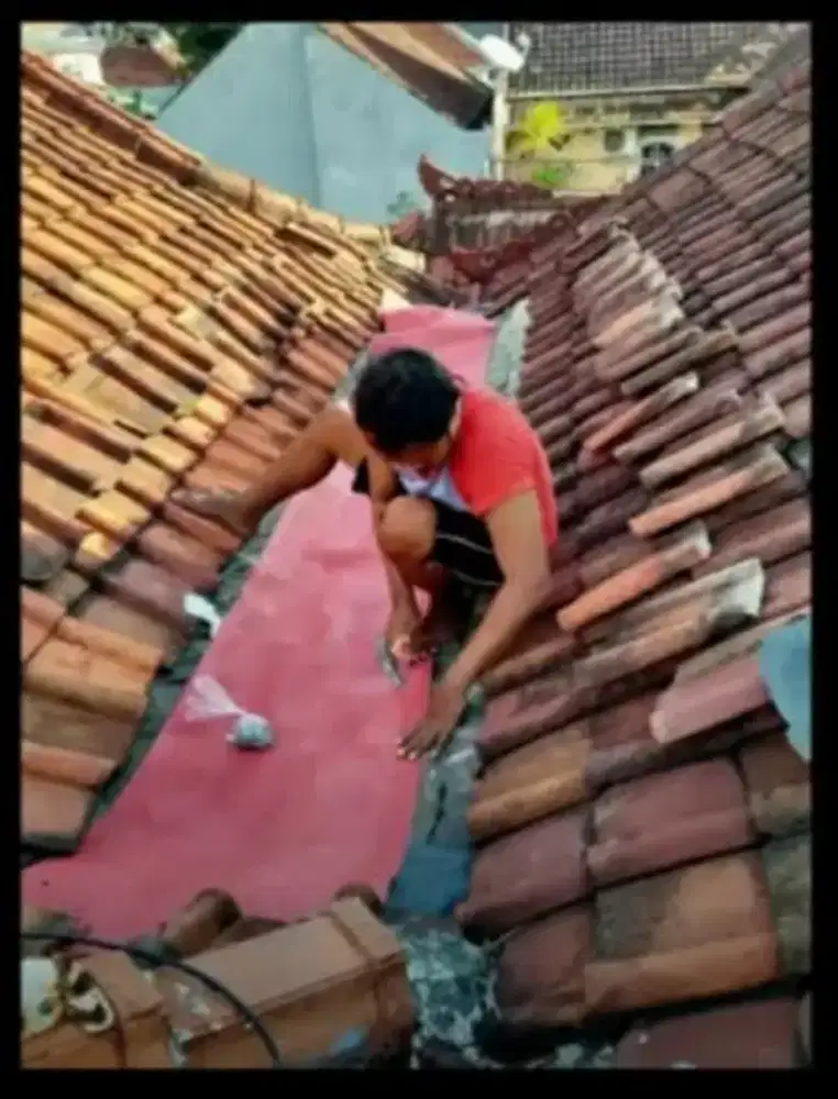 Tukang bangunan atap rumah bocor, renovasi dll