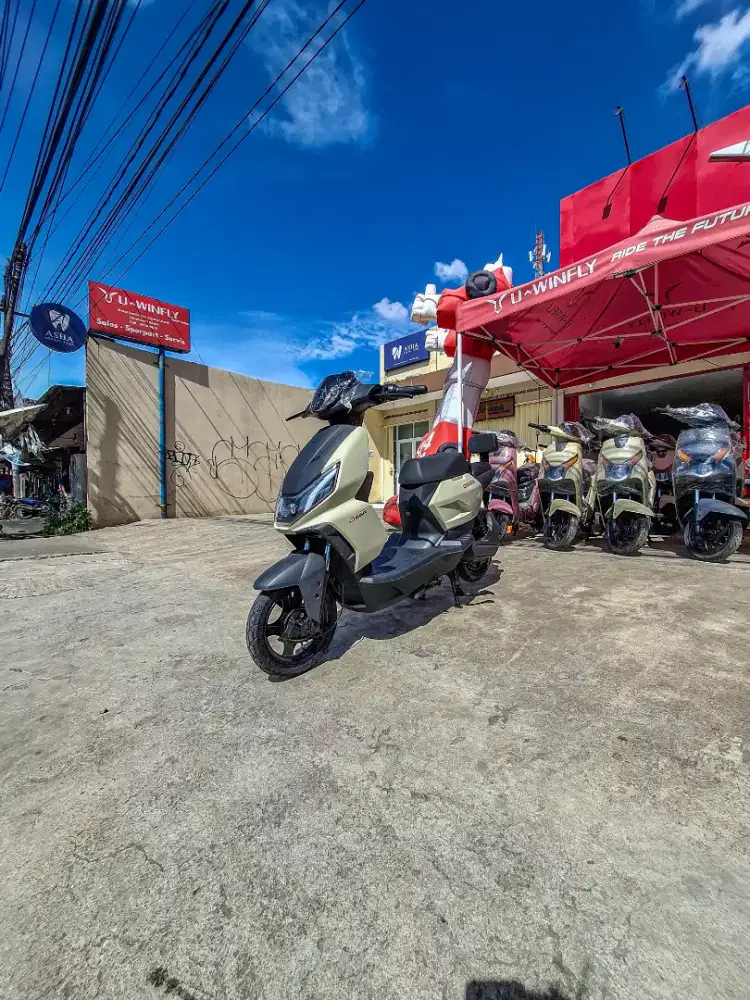 Uwinfly Sepeda Listrik D66A Cream model motor tanpa bayar pajak