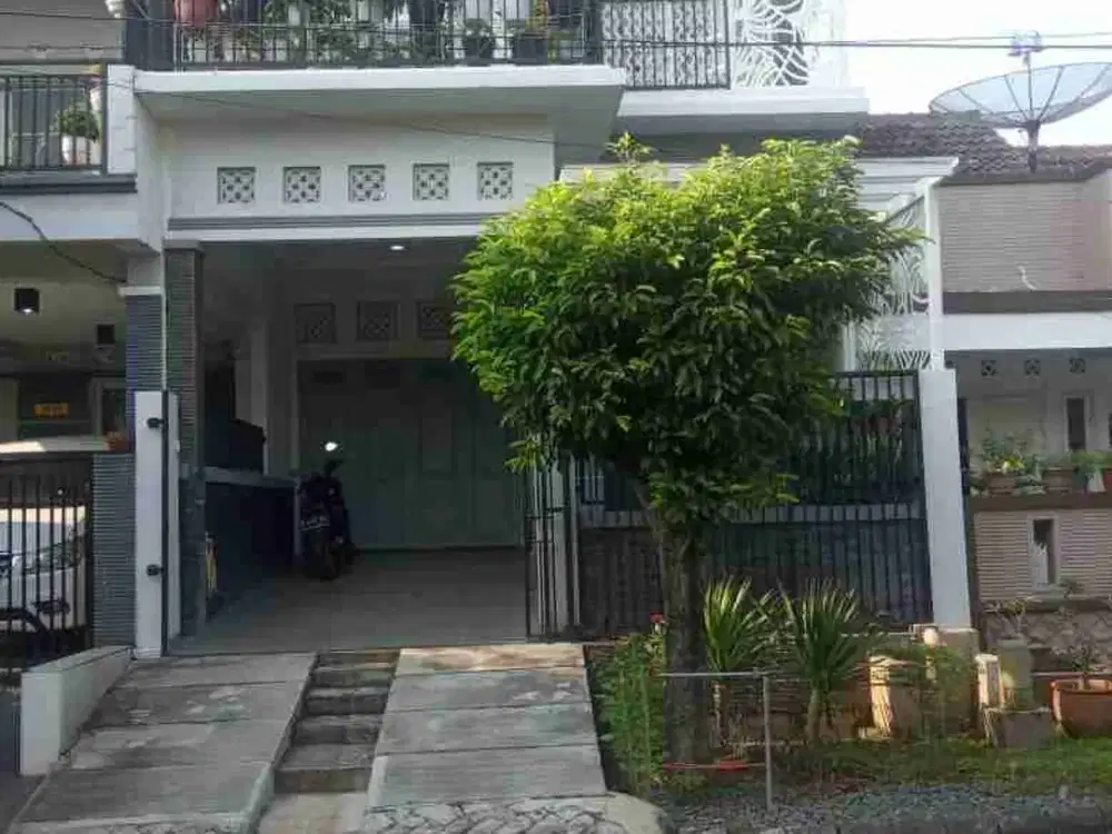 Dijual Rumah 3LT Cantik  Fully Furnished Rapi Perumahan Kemang Pratama2