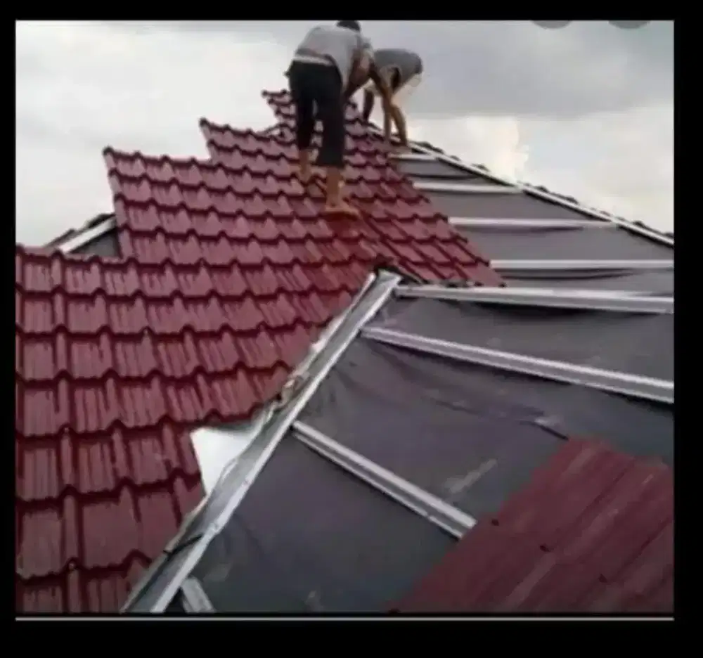 Tukang atap rumah bocor, baja ringan, renovasi rumah dll