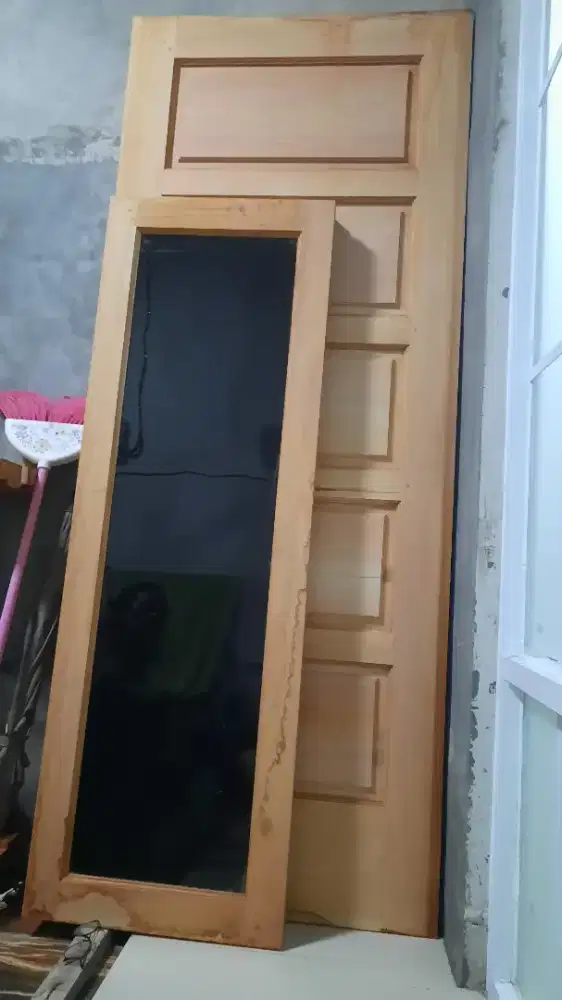 2 Set Pintu + Jendela include Kusen dan Loster