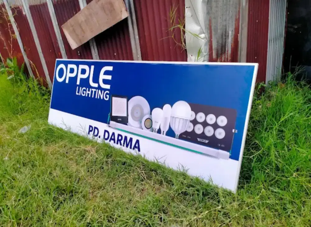 Billboard papan nama reklame