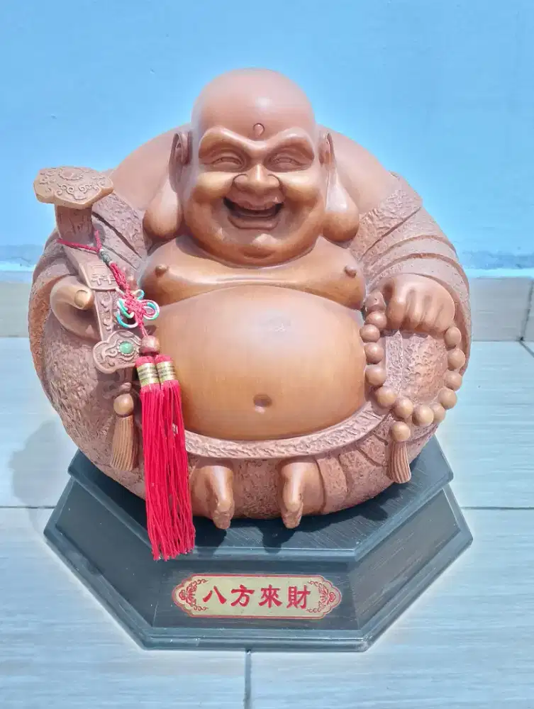 Patung dewa julaihut