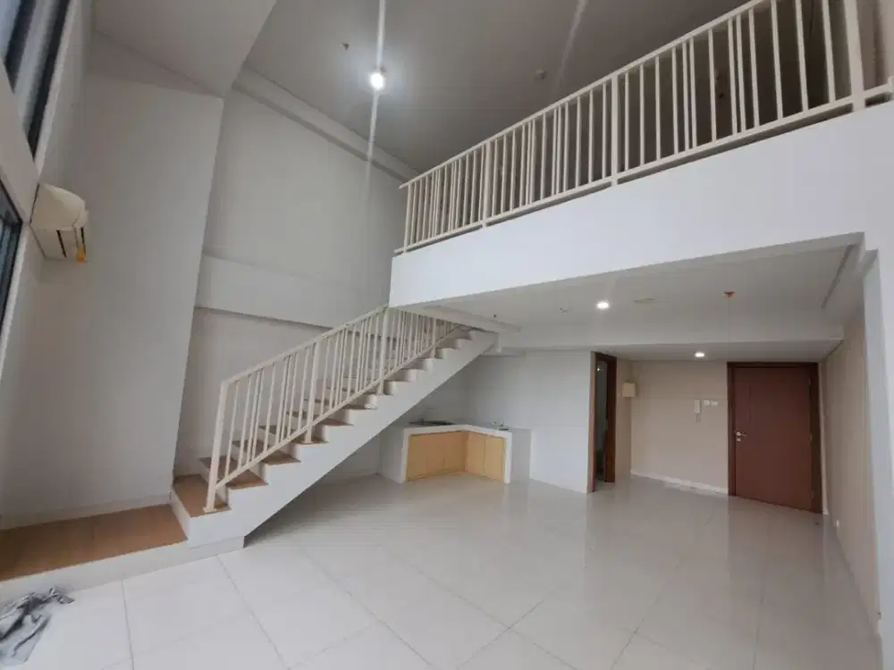 Disewakan ruang kantor di Soho Pancoran tipikal Manhattan Unfurnished - Jakarta Selatan.