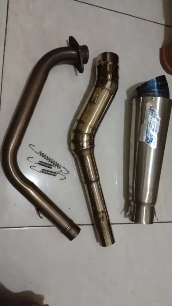 Knalpot racing vixion-R