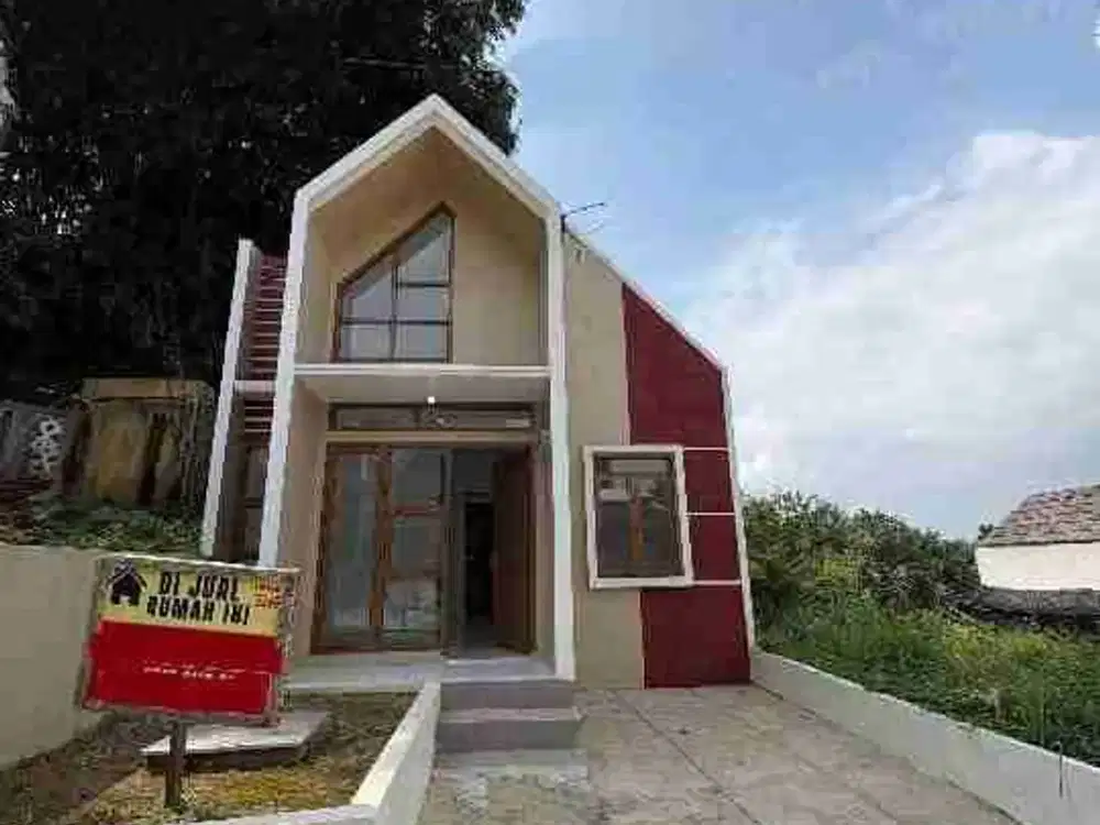 Rumah dalam komplek ramai di huni bandung timur siap huni