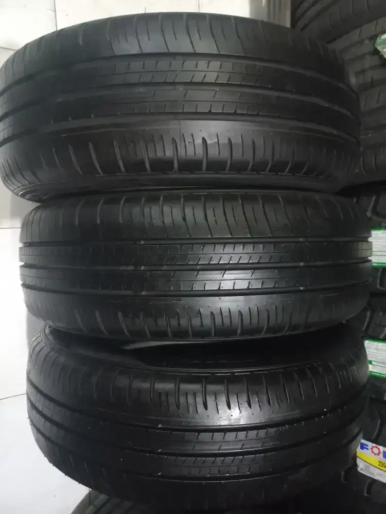 Ban copotan Expader 205 /55R16 Dunlop Enasef tebal 98%