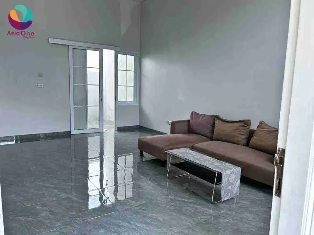 Dijual cepat rumah minimalis rapi siap huni di kota wisata