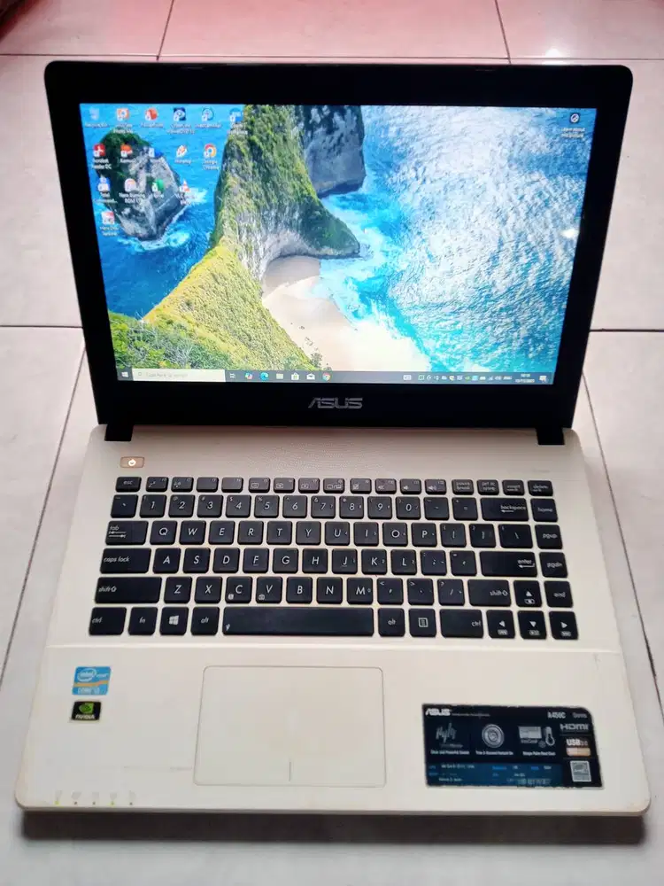 ASUS X450CC / Core i3 Gen-3 / nVidia 720M / SSD 128Gb / 4Gb / 2 Jam