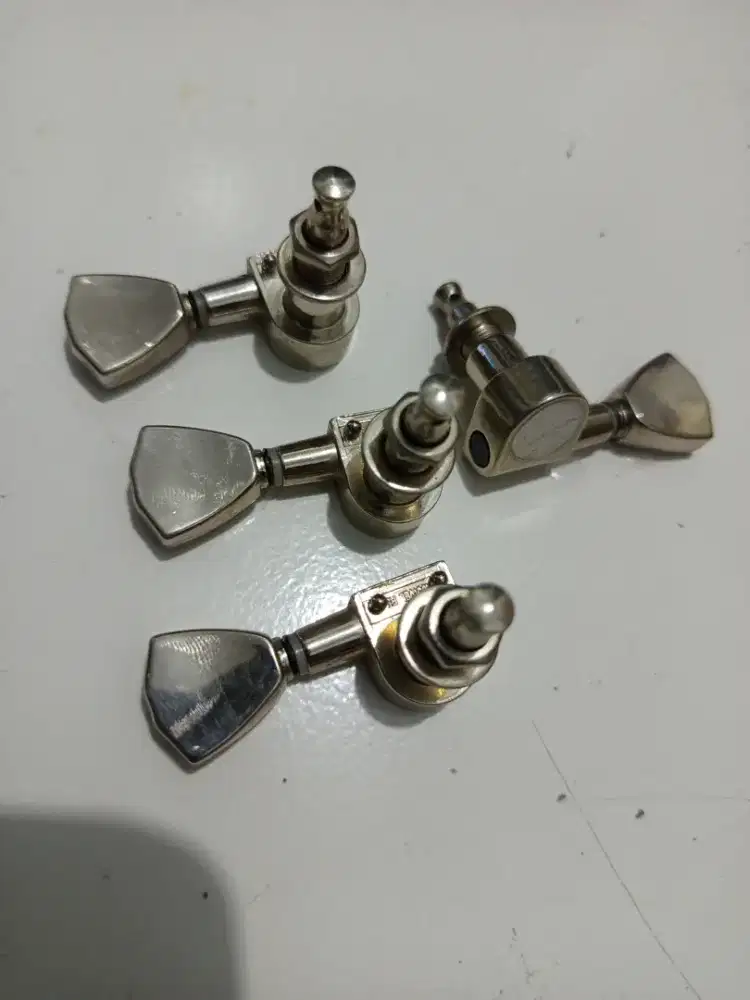 Dryer tuning machine lespaul harga tertera satuan sisa kiri 3 kanan 1
