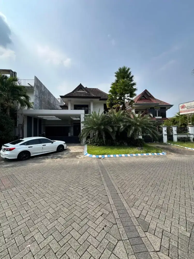 Dijual Rumah Nol Jalan Boulevard Araya Malang, Dekat Starbucks