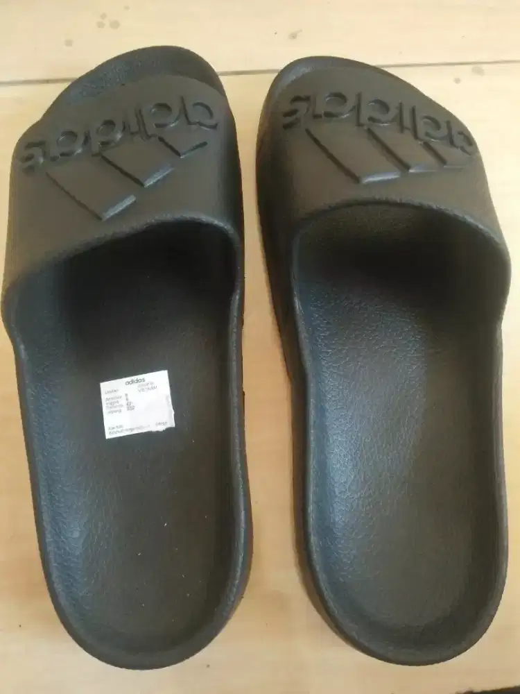 Selop Adidas Original