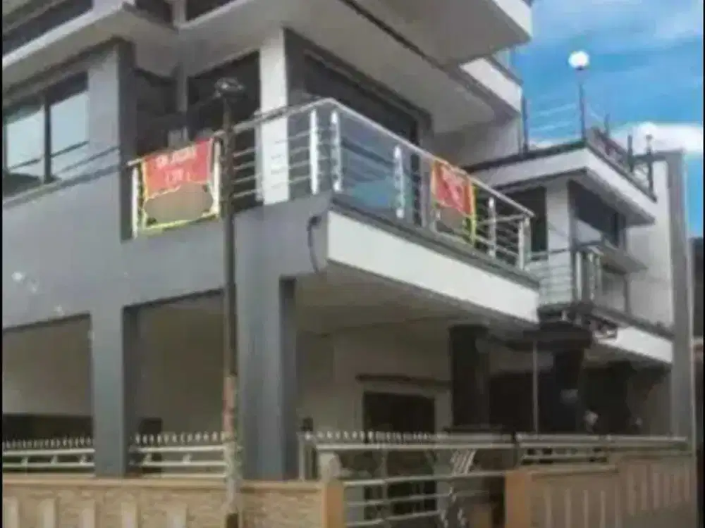 Rumah Cakep Hook Komplek di Jalan Raya Hankam Pondok Gede