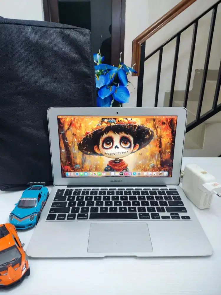 [SUPER TIPIS] Laptop Slim MacBook Air A1370 Intel Core i5 SSD Batre ok