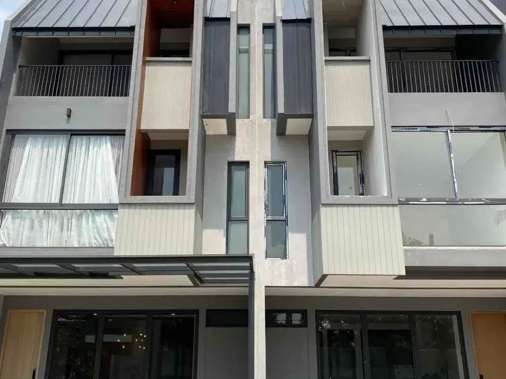 Di Jual Rumah Moderen di Jantung Jaksel