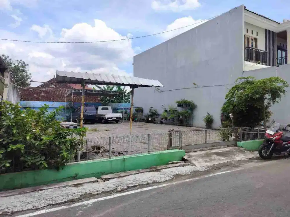 Tanah Luas 262m² Strategis di Solo Kota