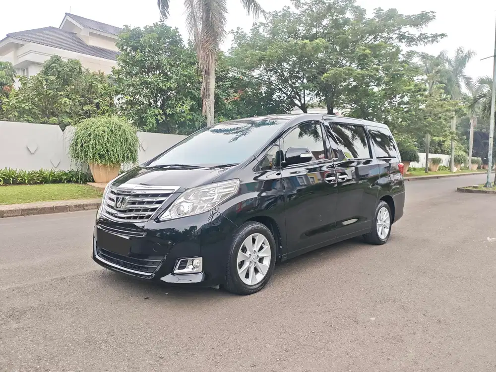 Toyota Alphard 2014