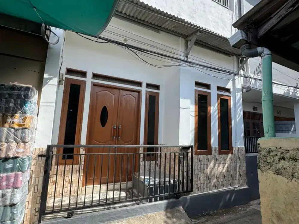 RUMAH BAGUS SIAP HUNI DI KEBON JERUK JAKARTA BARAT