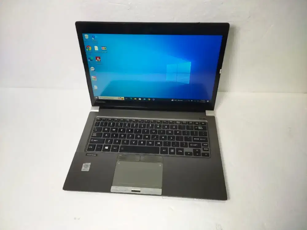 Laptop Toshiba portege Z30-A Ram 8gb SSD 256 core i7 gen4 Lyar sentuh