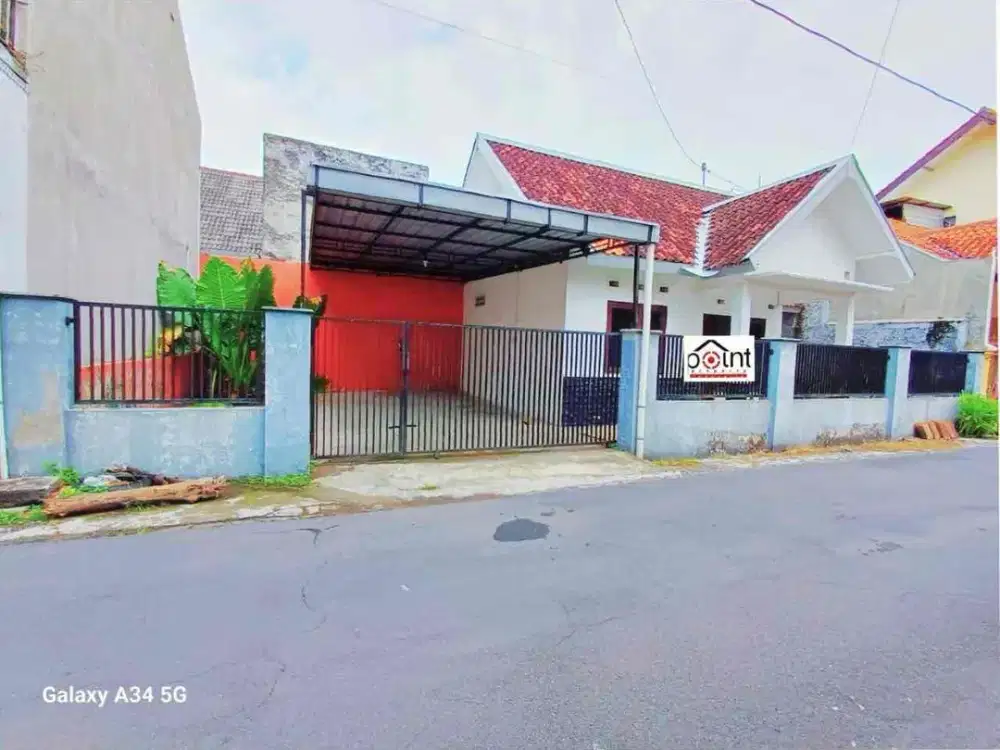 Rumah Bagus Dekat Luwes Gentan