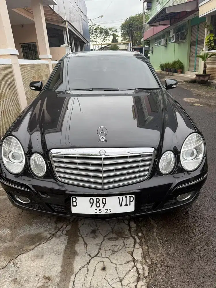 (LOW KILOMETER) Mercedes-Benz E280 W211 7G Tronic 3.0 A/T 2009 Hitam