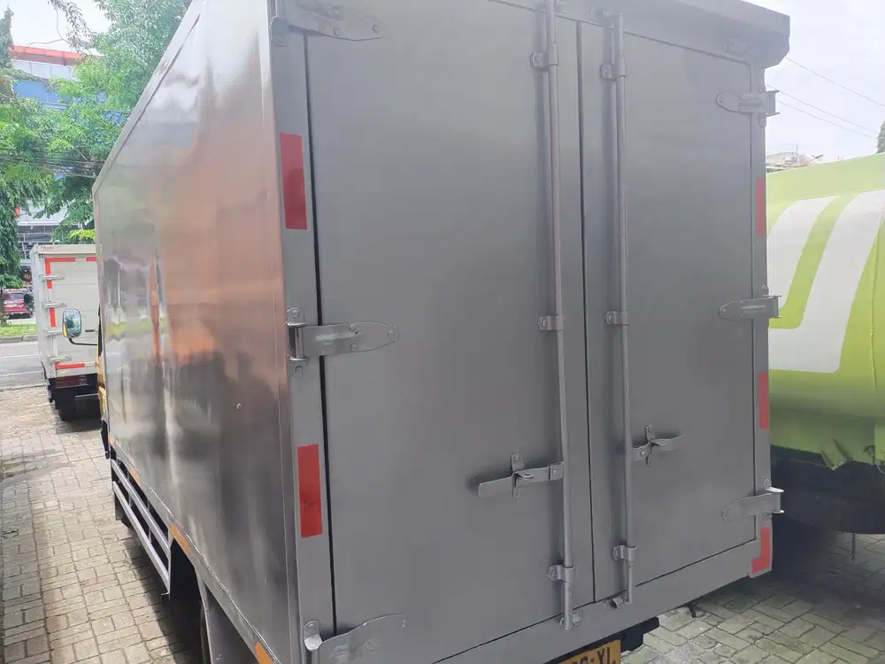 Colt diesel ps110 long box 4roda