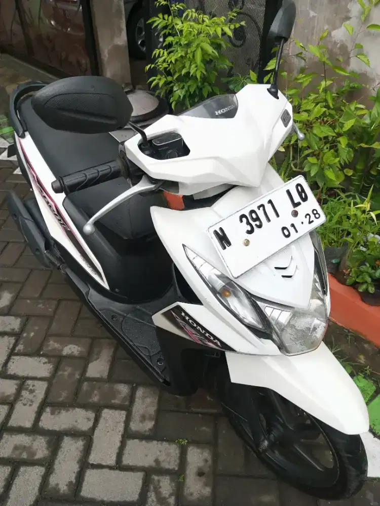 Sepeda motor Honda beat Sawojajar Malang