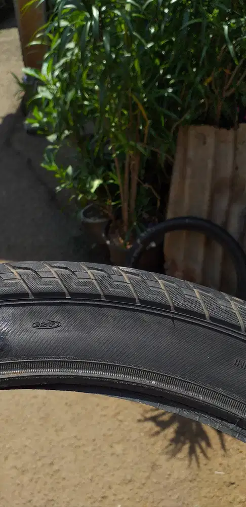 Ban bmx merek cst vault