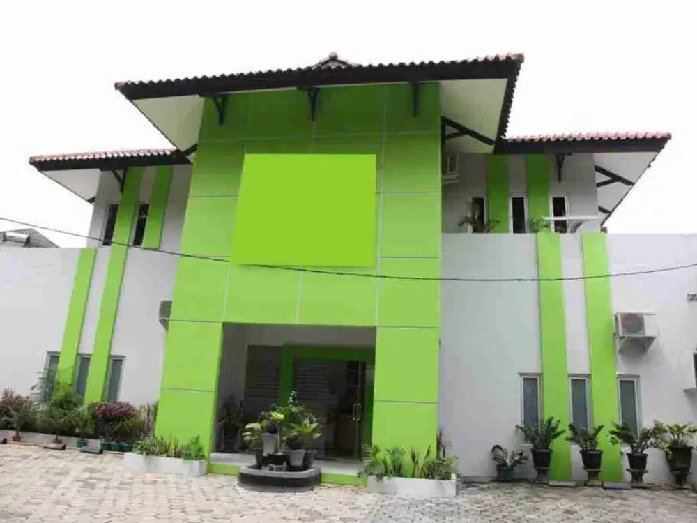 RUMAH MEGAH SIAP USAHA DI JLN LAPANGAN TEMBAK CIBUBUR