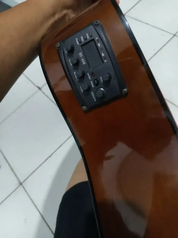 gitar yamaha f310 ori upgrade akustik elektrik tuner mulus siap konser