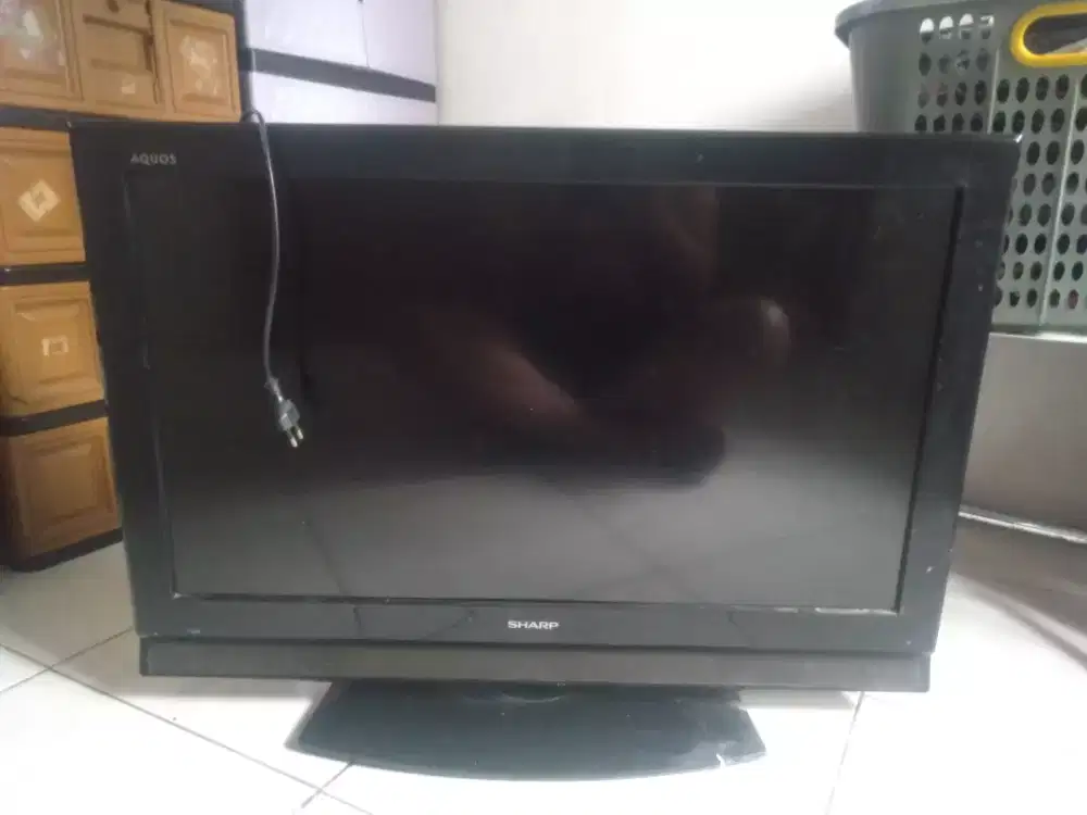 Jual cepat harga nego TV LED digital merk sharp