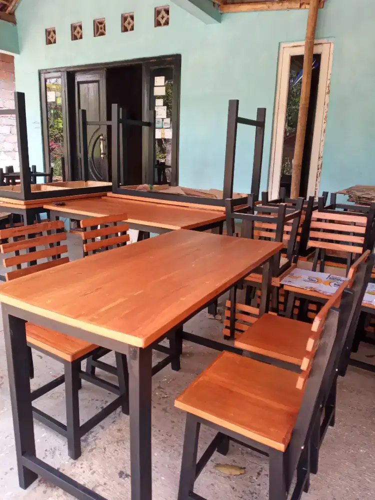 Meja kursi resto cafe full kayu
