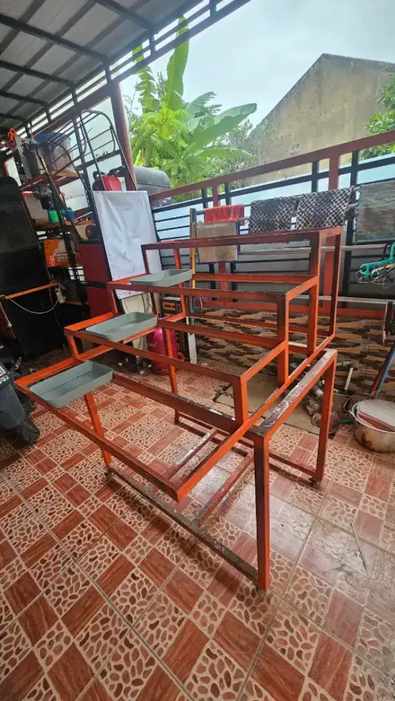 Jual meja besi seblak suki prasmanan undakan