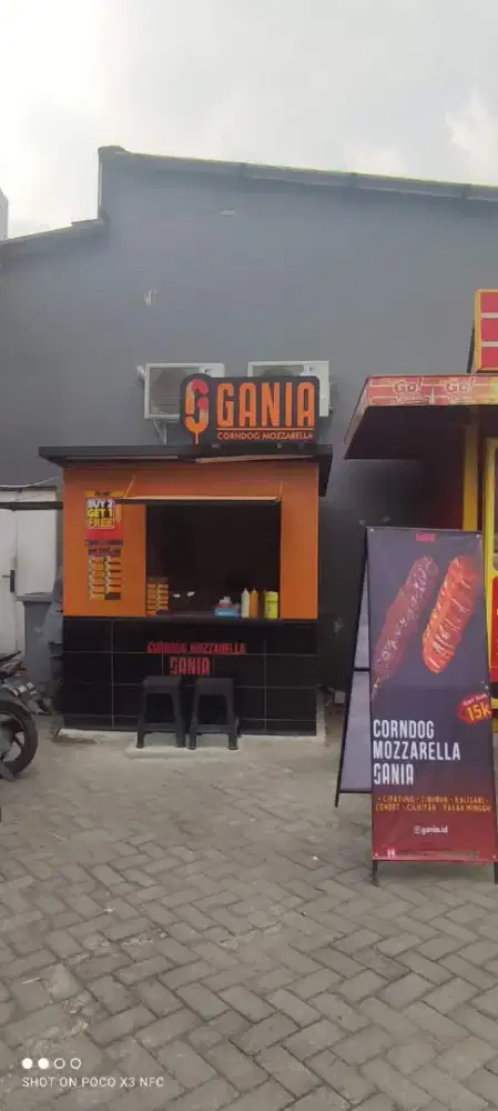 Jual sewa booth kontainer 2x2