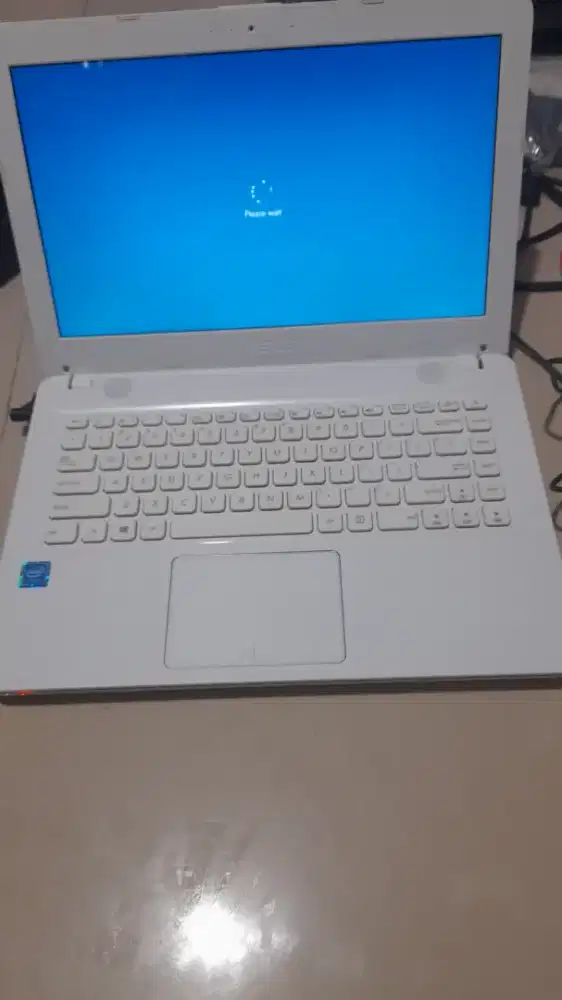 Laptop asus mulus x441n SSD 128 DDR4 4gb