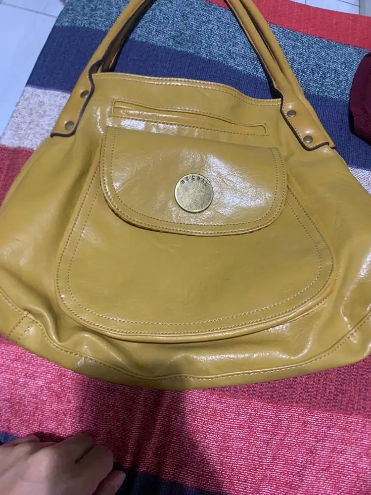 Tas wanita Axcess shoulder bag