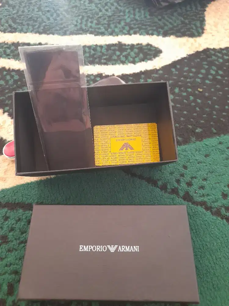 Dijual kaca mata emporio armani murah dan keren