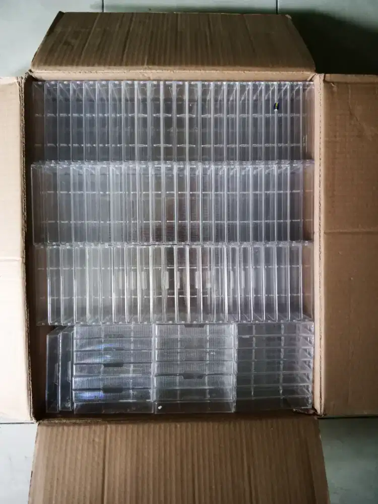 Mika Tempat Kaset BerKaki Kondisi Baru