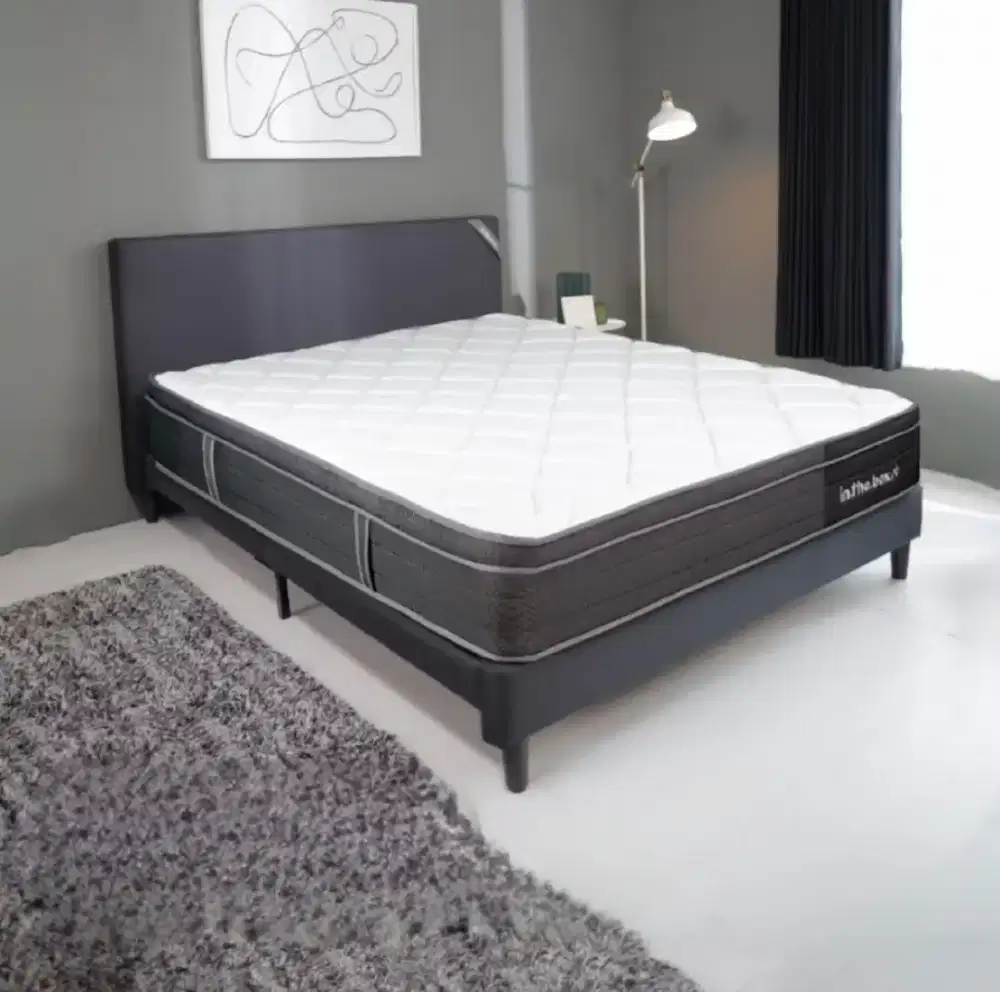 Set Kasur INTHEBOX Plus dan Dipan Kayu Putih Ada Laci (Kirana Iowa)