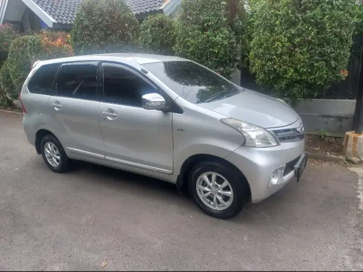 Toyota Avanza 2011 Bensin