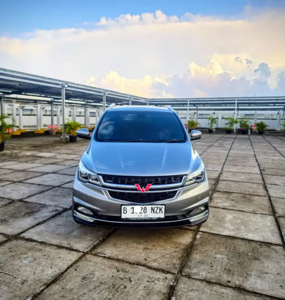 WULING CORTEZ 1.5 L T LUX PLUS CVT THN 2020
