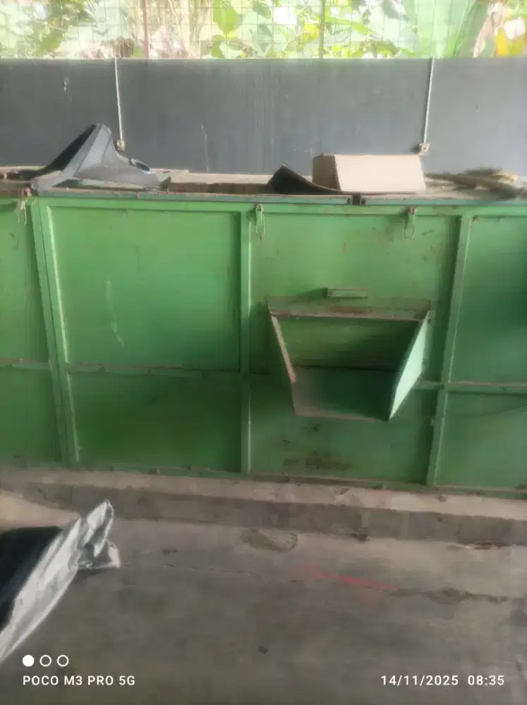 Mesin pengering padi