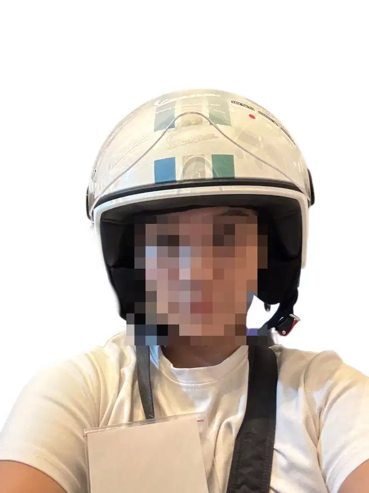 VESPA PRIMAVERA HELMER