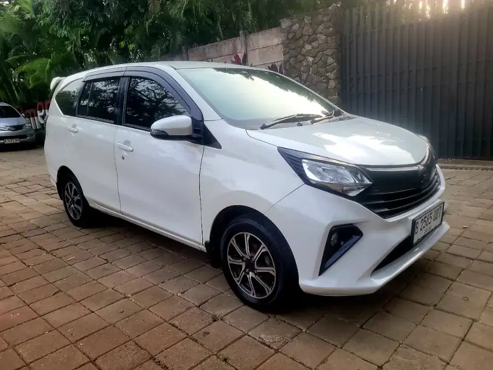 DAIHATSU SIGRA R AUTOMATIC 2020