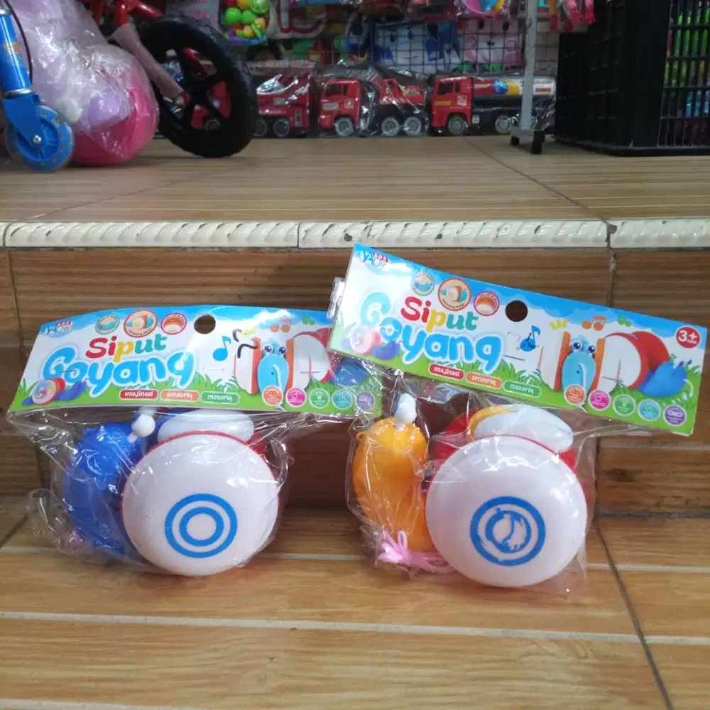 mainan anak siput goyang
