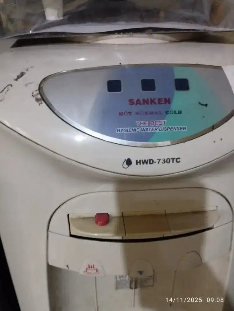 Dispenser sanken hot &cold