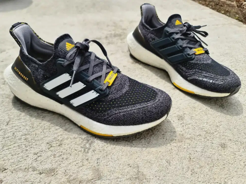 SEPATU ADIDAS ULTRABOOST 21 sepatu running