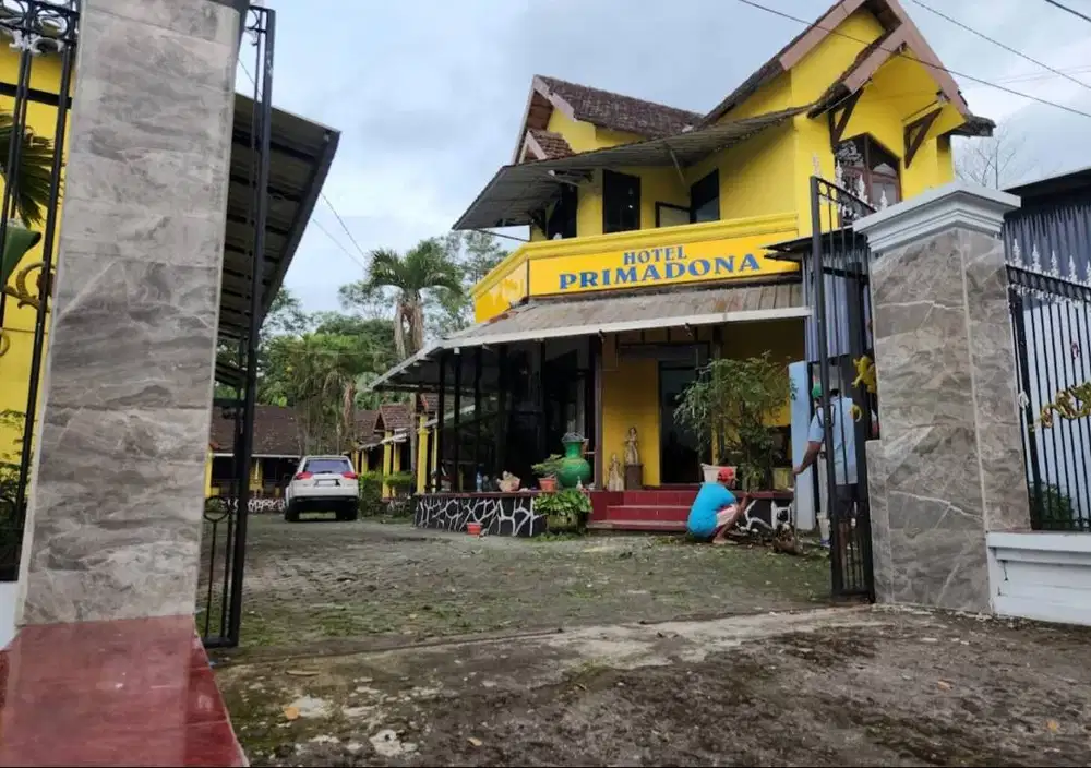 Dijual  Hotel di Kawasan Wisata Pegunungan Bromo